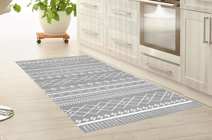 שטיח פי וי סי בעיצוב מינימליסטי- שטיח בצבע אפור - שטיח בעיצוב נורדי